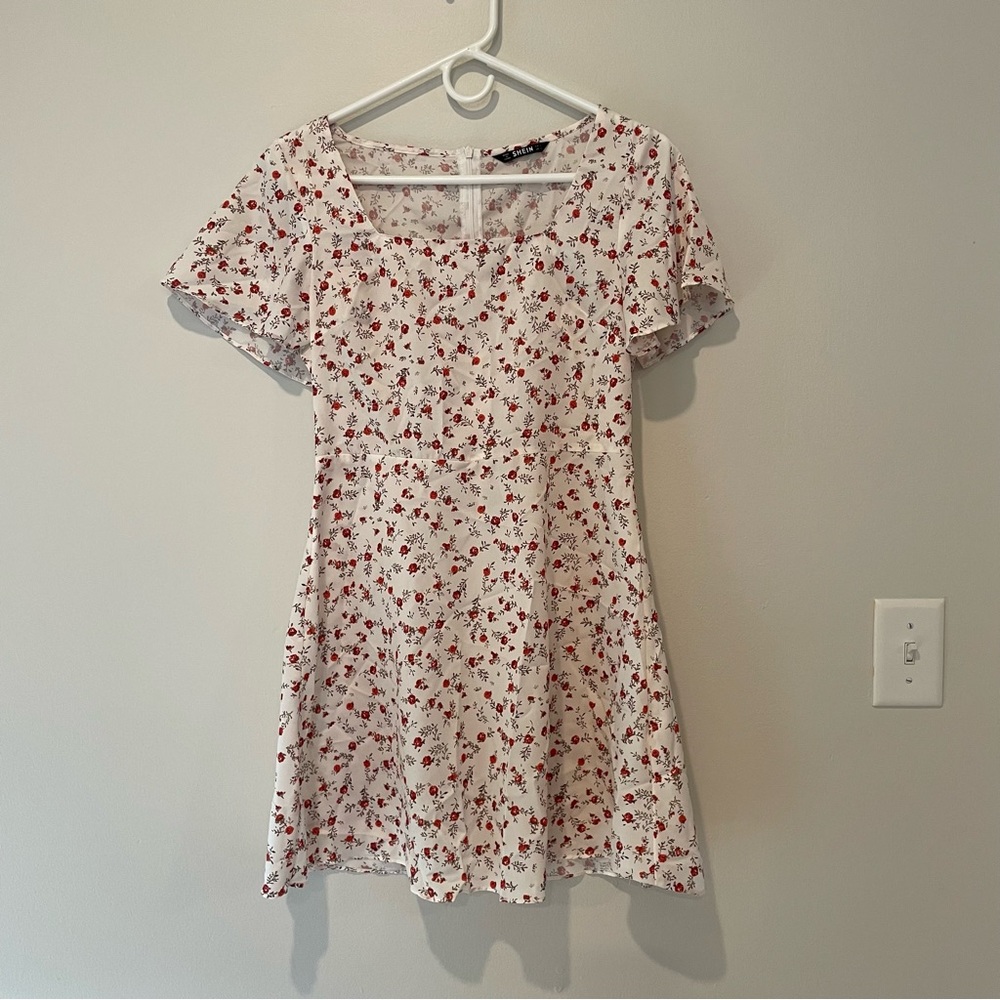 Mini White Floral Short-sleeve Dress